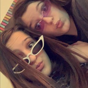 Meet your Posher, Maria